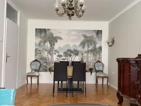 Izdavanje, trosoban stan, 80m², Kalenić Pijaca, Vračar Sve Podlokacije - image 4