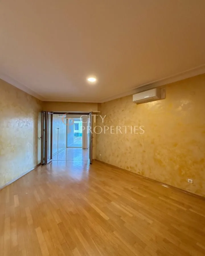 Rent, apartment, 100m², Centar, Podgorica