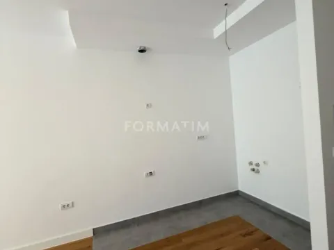 Izdavanje, poslovni prostor, 91m², Lekino Brdo, Voždovac Sve Podlokacije - image 3