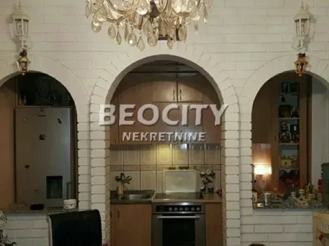 Prodaja, kuća, 144m², Centar, Novi Sad - image 2