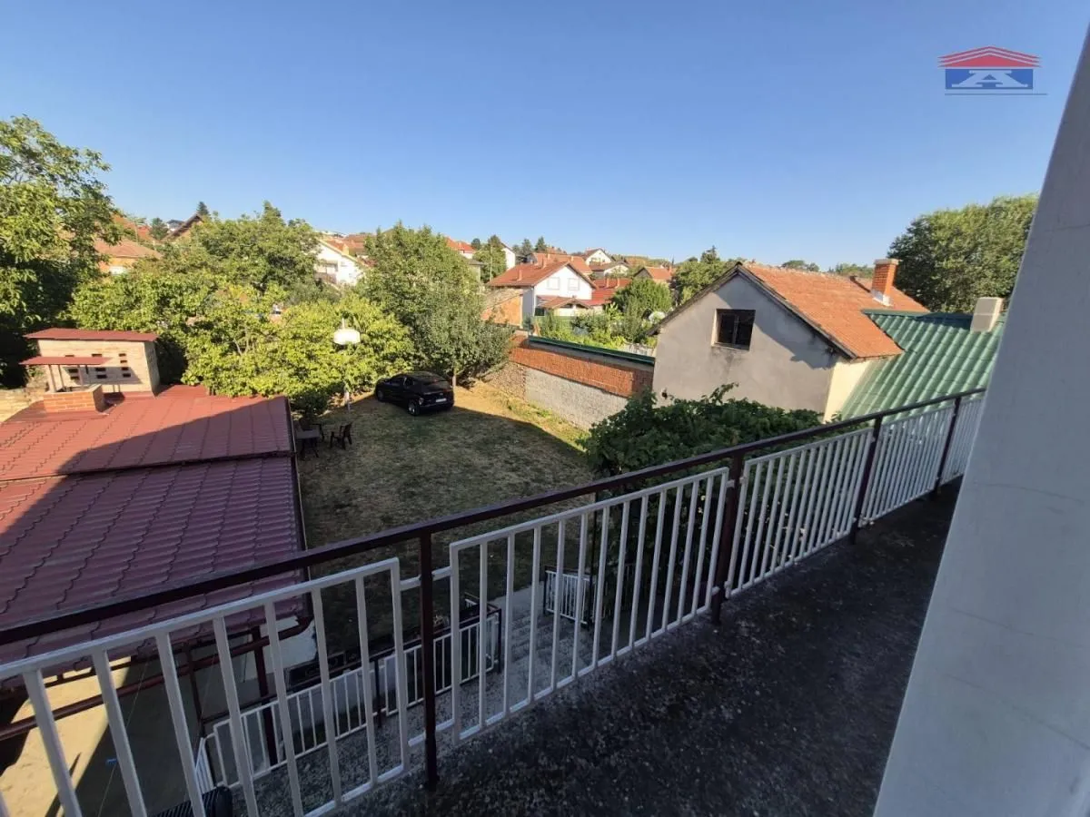 Izdavanje, kuća, 253m², Sremska Kamenica, Petrovaradin