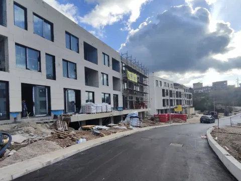 Prodaja, dvosoban stan, 79m², Tivat, Crna Gora - image 3
