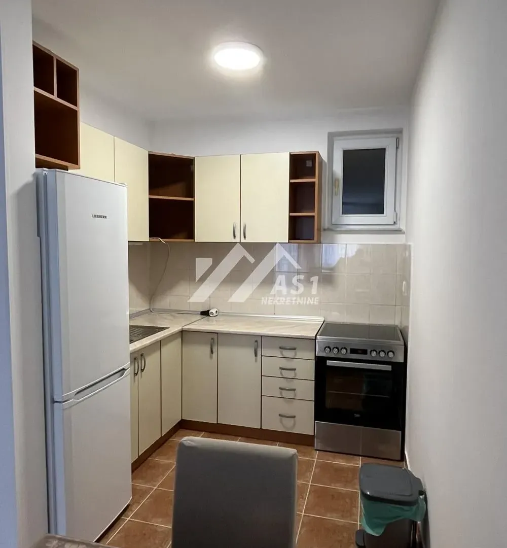 Izdavanje, dvosoban stan, 46m², Nova Detelinara, Novi Sad Sve Podlokacije