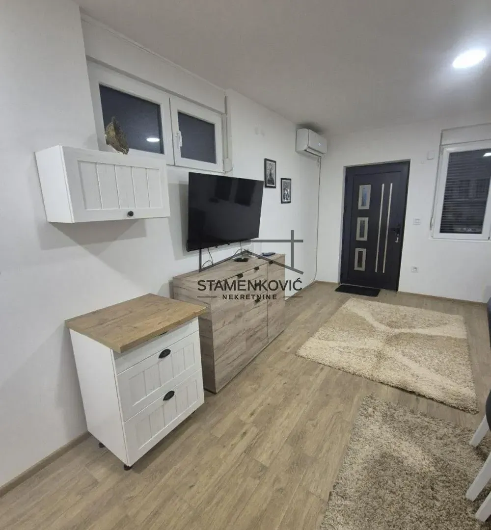 Izdavanje, stan, 26m², Veternik, Novi Sad Sve Podlokacije