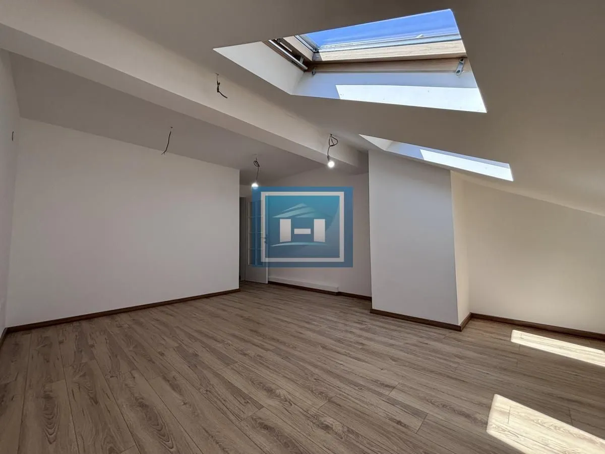 Prodaja, dvosoban stan, 83m², Centar, Jagodina