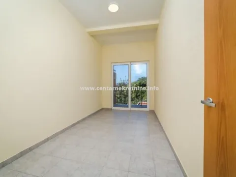 Prodaja, kuća, 195m², Utjeha, Bar - image 2