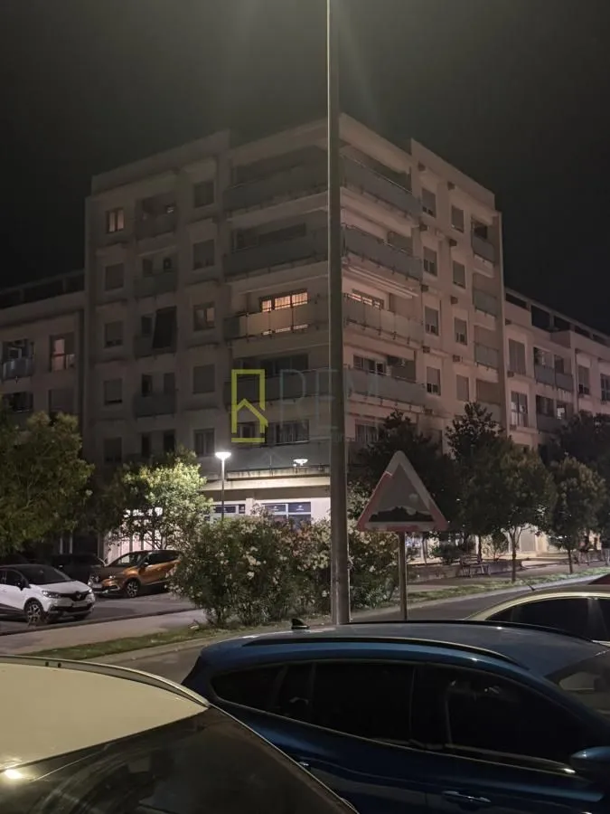 Prodaja, jednosoban stan, 49m², Tološka šuma, Podgorica