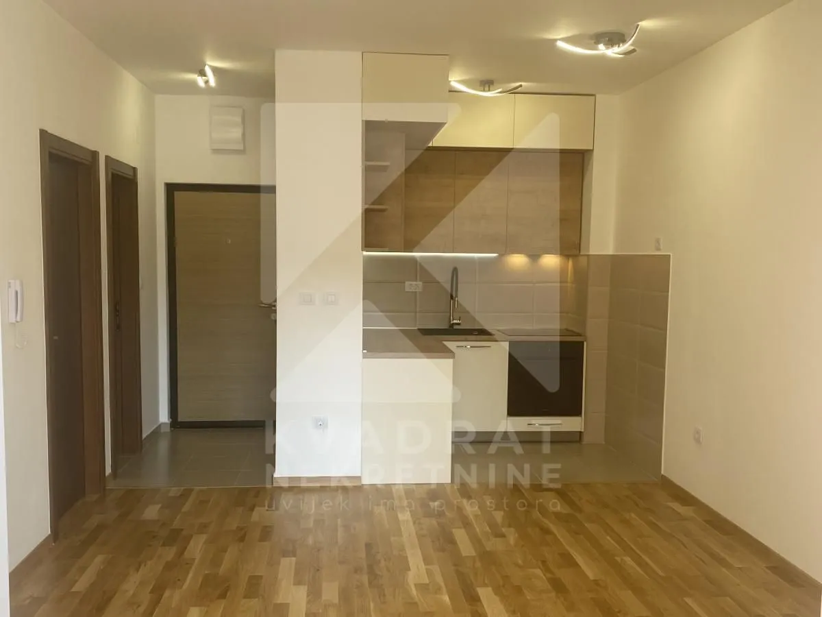Izdavanje, jednosoban stan, 43m², Tuški Put, Podgorica