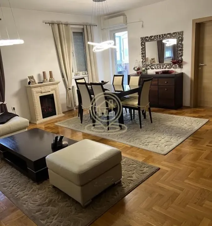 Sale, four bedroom apartment, 128m², Novo naselje, Novi Sad