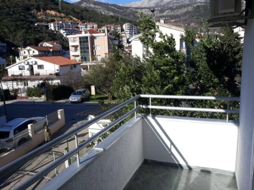 Prodaja, garsonjera, 29m², Bečići, Budva