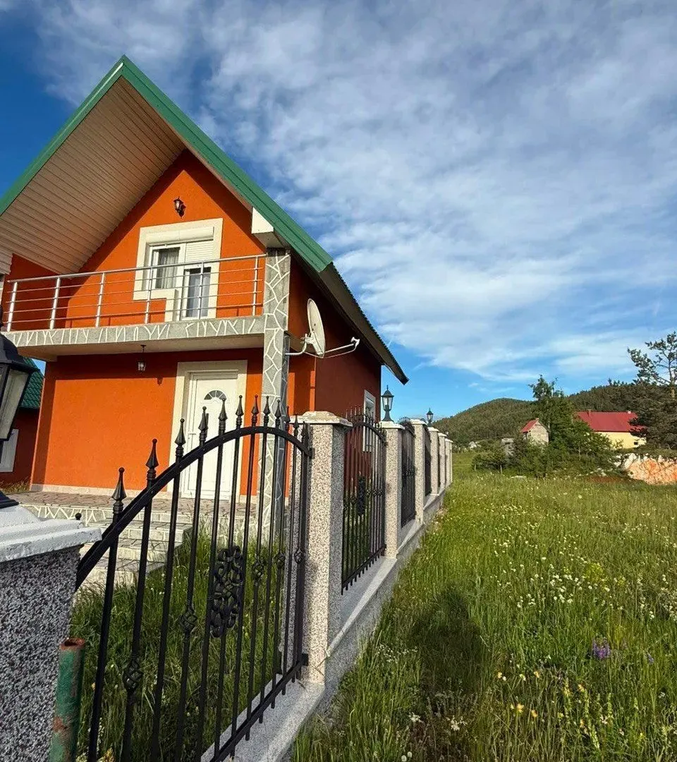 Prodaja, kuća, 120m², Tepačko polje, Žabljak