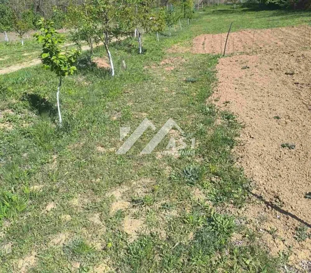 Prodaja, plac, 1400m², Sremska Mitrovica, Srbija
