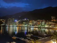 Izdavanje, dvosoban stan, 80m², Rafailovići, Budva - image 10