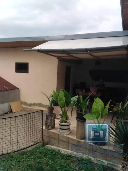 Prodaja, kuća, 330m², Pivara, Kragujevac