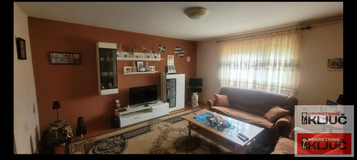 Prodaja, kuća, 179m², Adice, Novi Sad Sve Podlokacije
