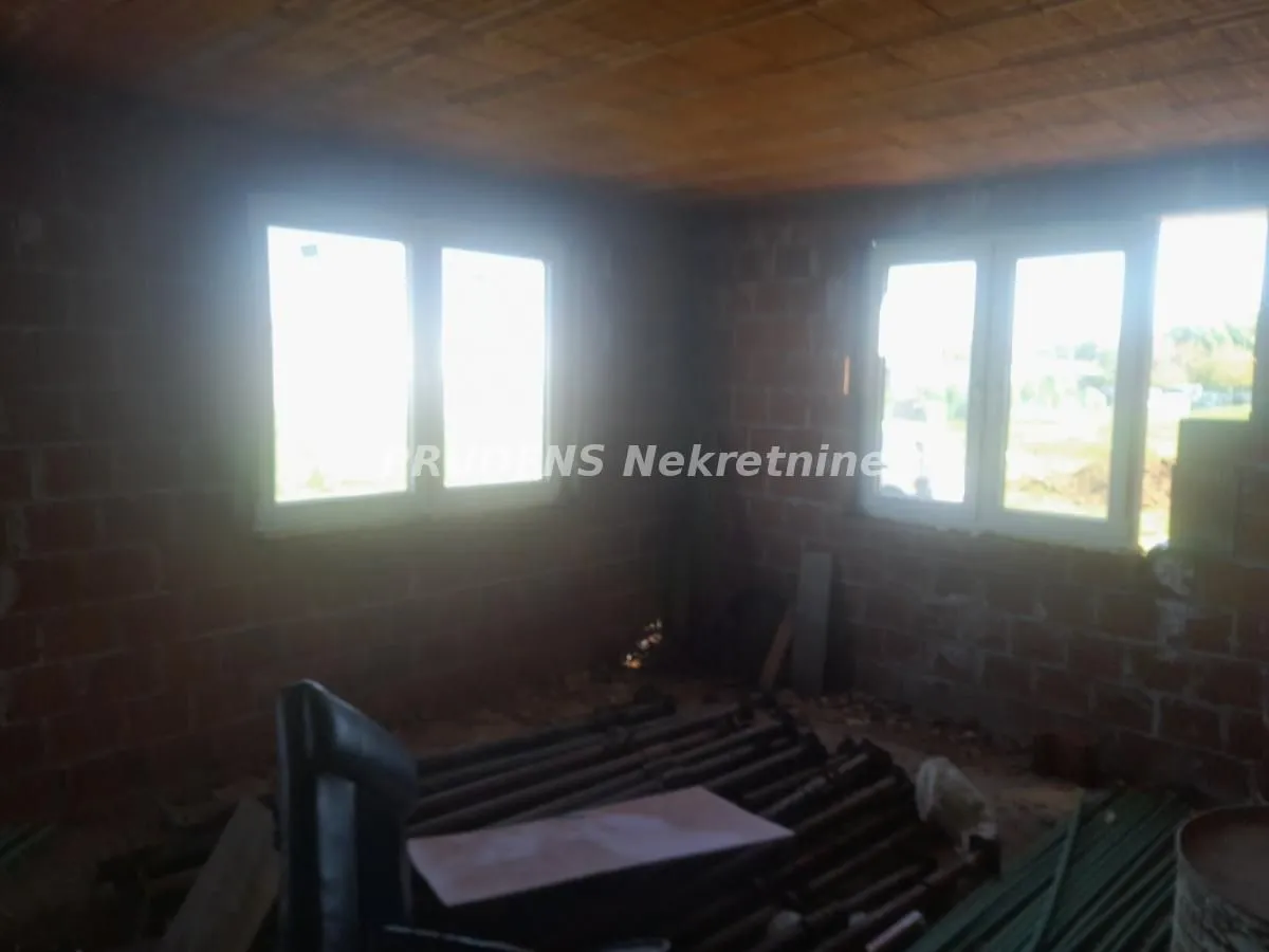 Sale, house, 102m², Surčin, Beograd