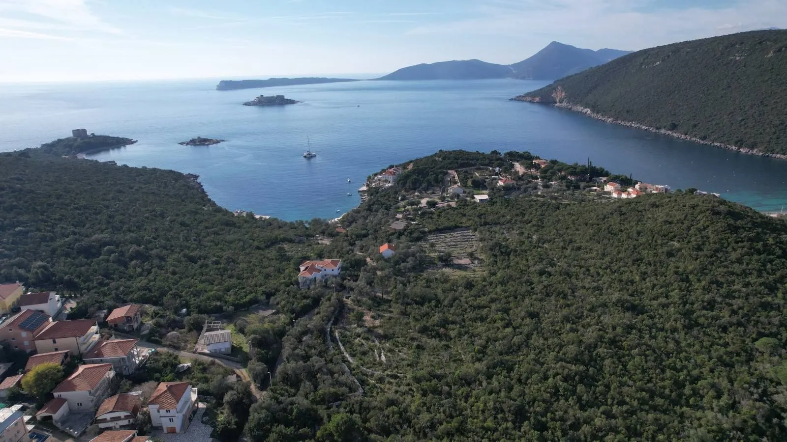 Prodaja, plac, 1034m², Luštica, Tivat