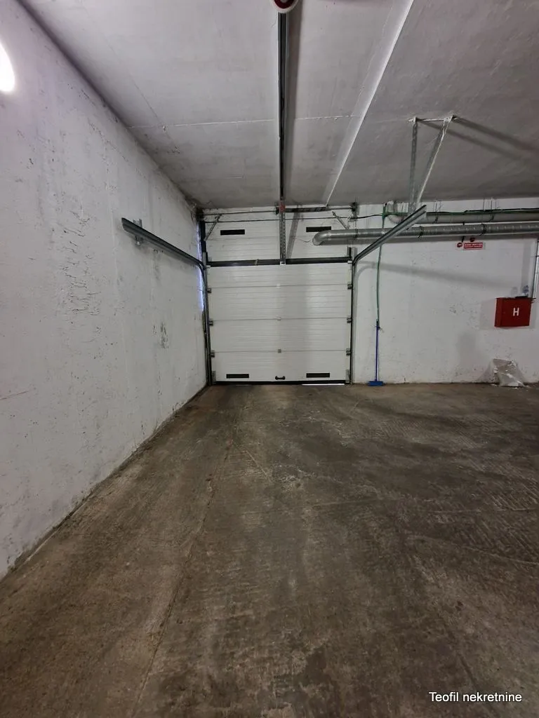 Izdavanje, jednosoban stan, 37m², Lekino Brdo, Voždovac Sve Podlokacije