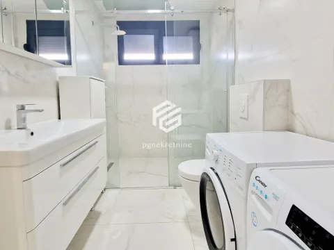 Rent, three bedroom apartment, 130m², Dalmatinska ulica, Podgorica - image 12