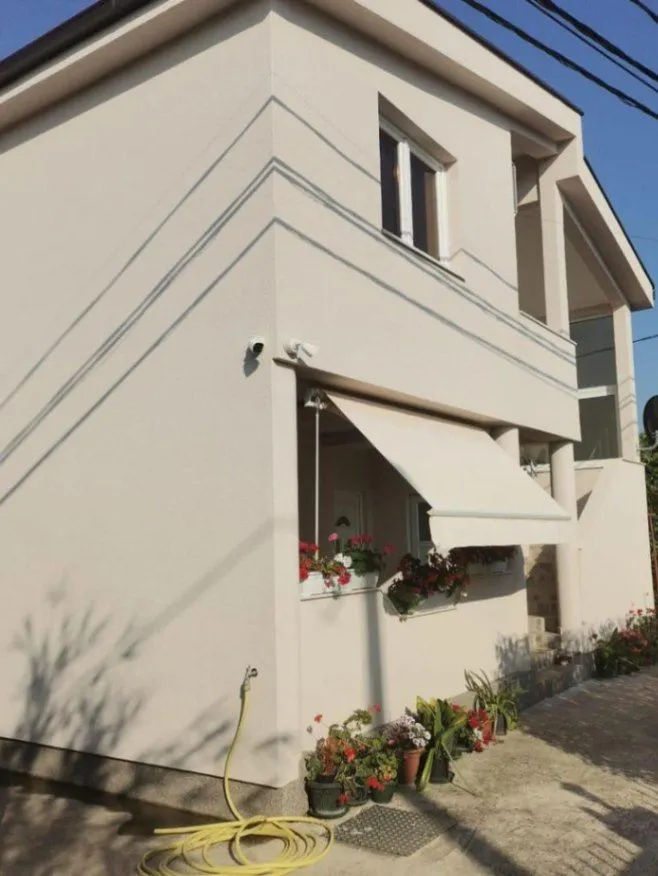 Sale, house, 213m², Bar, Crna Gora