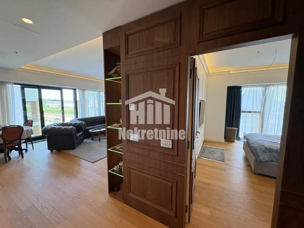 Sale, three bedroom apartment, 95m², Novi Beograd Blok 65, Novi Beograd Sve Podlokacije
