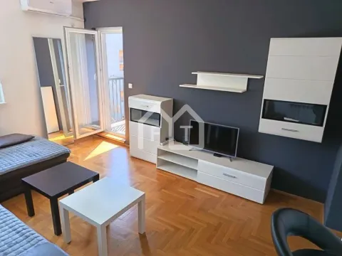 Rent, two bedroom apartment, 42m², Novi Beograd Sve Podlokacije, Beograd - image 3