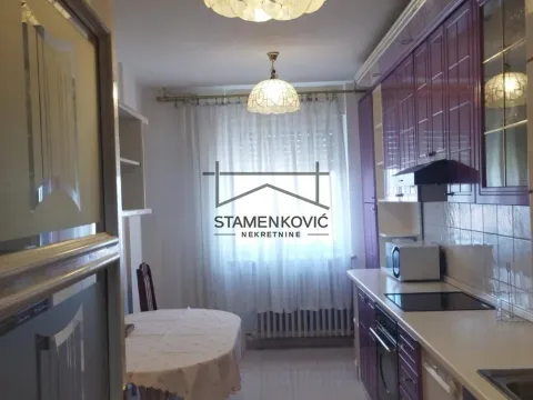 Prodaja, četvorosoban stan, 104m², Centar, Novi Sad - image 2