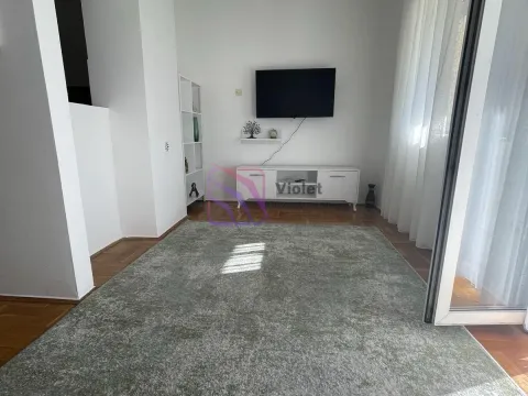 Rent, two bedroom apartment, 65m², Podgorica, Crna Gora - image 4