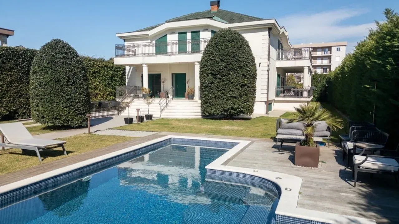 Sale, house, 500m², Podgorica, Crna Gora