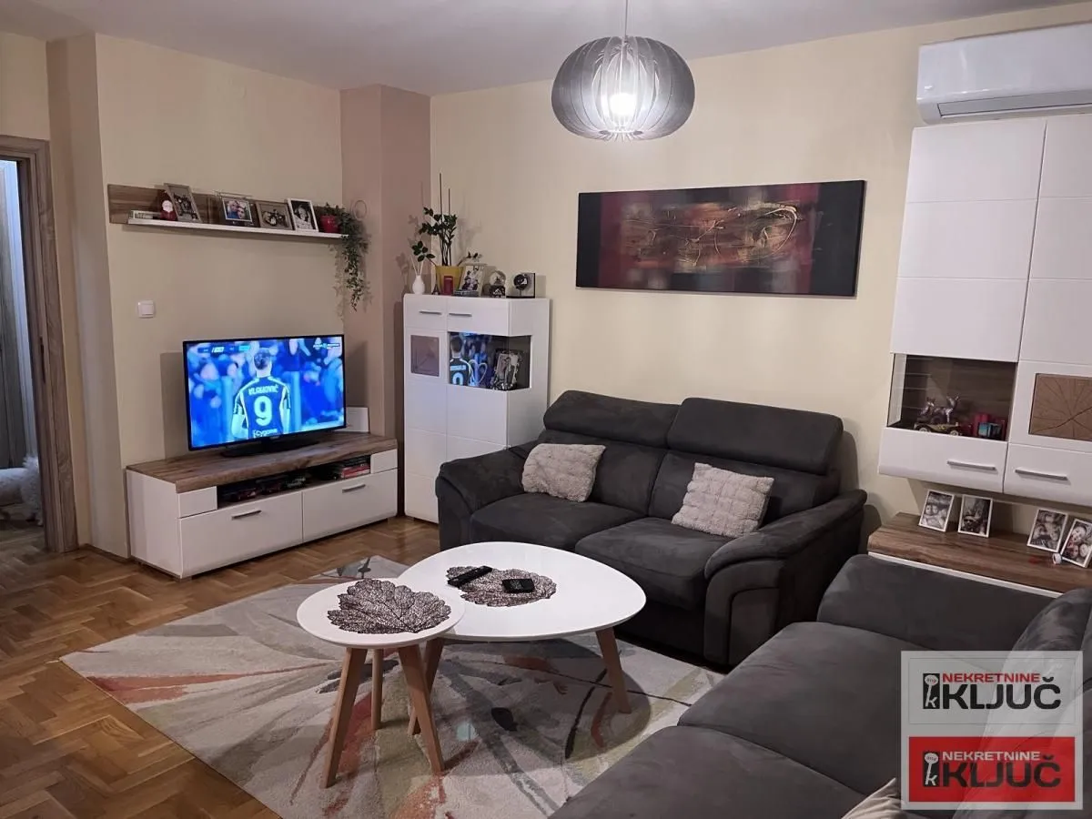 Prodaja, trosoban stan, 71m², Podbara, Novi Sad Sve Podlokacije
