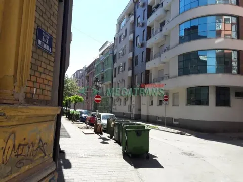 Izdavanje, dvosoban stan, 50m², Centar, Novi Sad - image 19