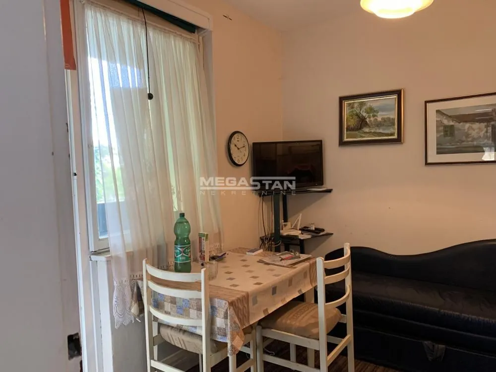 Sale, two bedroom apartment, 61m², Brace Jerković, Voždovac Sve Podlokacije