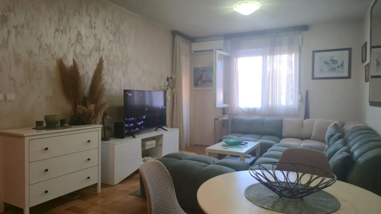 Sale, one bedroom apartment, 49m², Stari Aerodrom, Podgorica