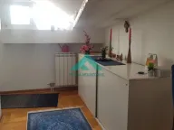 Izdavanje, trosoban stan, 70m², Vračar Sve Podlokacije, Beograd - image 9