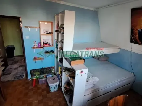 Izdavanje, dvosoban stan, 70m², Novo naselje, Novi Sad - image 18