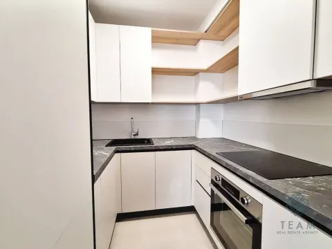 Rent, four bedroom apartment, 136m², Master Kvart, Podgorica - image 3
