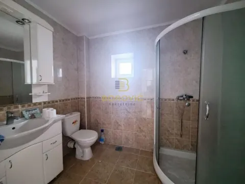 Sale, house, 188m², Voždovac Sve Podlokacije, Beograd - image 13