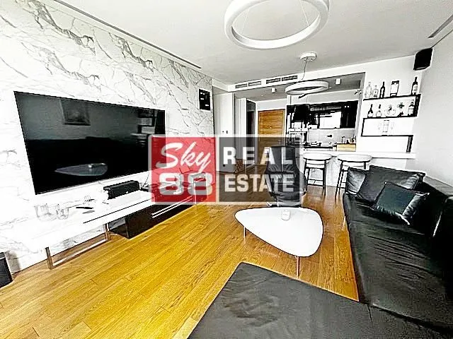 Rent, three bedroom apartment, 92m², Savski Venac, Beograd
