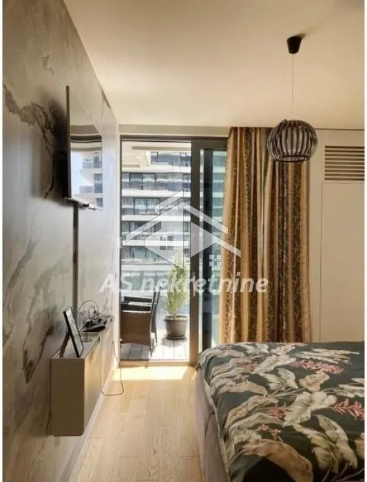Rent, two bedroom apartment, 63m², Savski Venac, Beograd