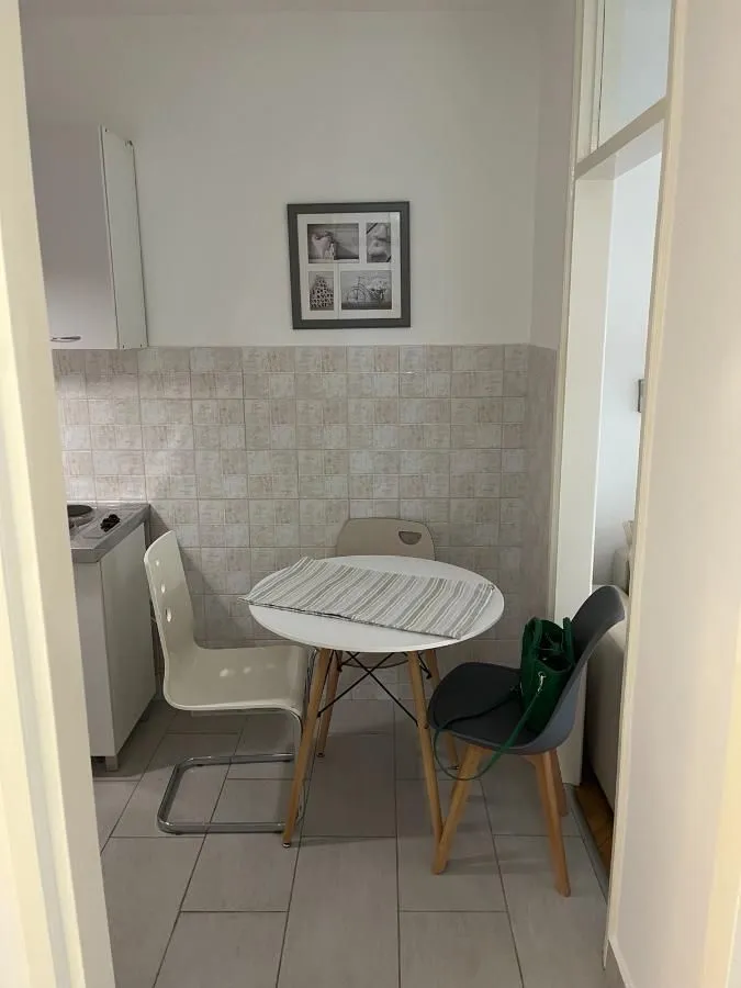 Izdavanje, jednosoban stan, 37m², City Kvart, Podgorica