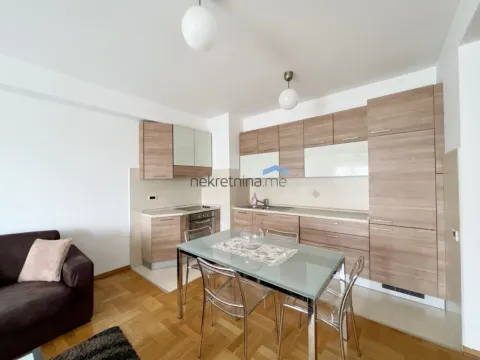 Izdavanje, jednosoban stan, 70m², Preko Morače, Podgorica - image 4