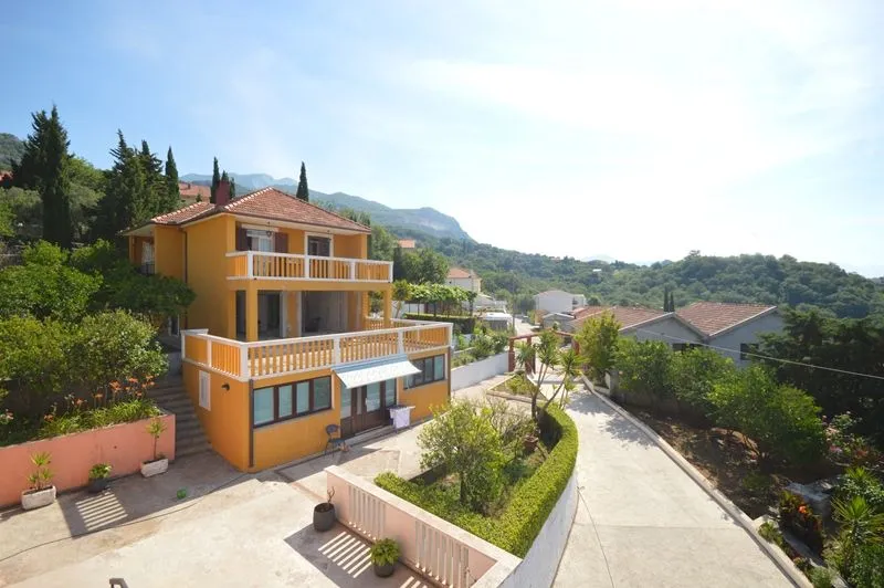 Prodaja, kuća, 250m², Topla, Herceg Novi