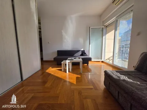 Prodaja, jednosoban stan, 32m², Vračar Sve Podlokacije, Beograd - image 3