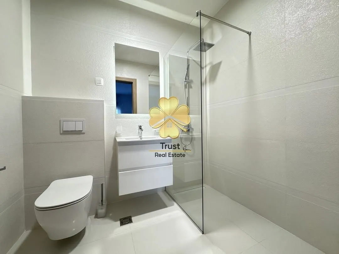 Rent, four bedroom apartment, 130m², Master Kvart, Podgorica