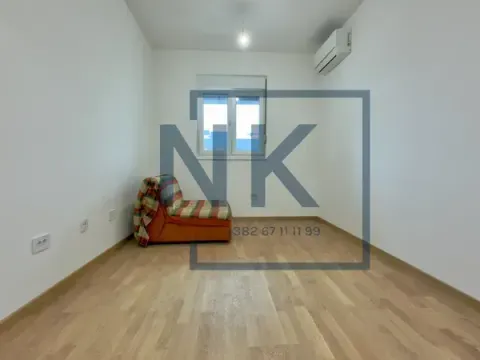 Rent, two bedroom apartment, 65m², Stari Aerodrom, Podgorica - image 4