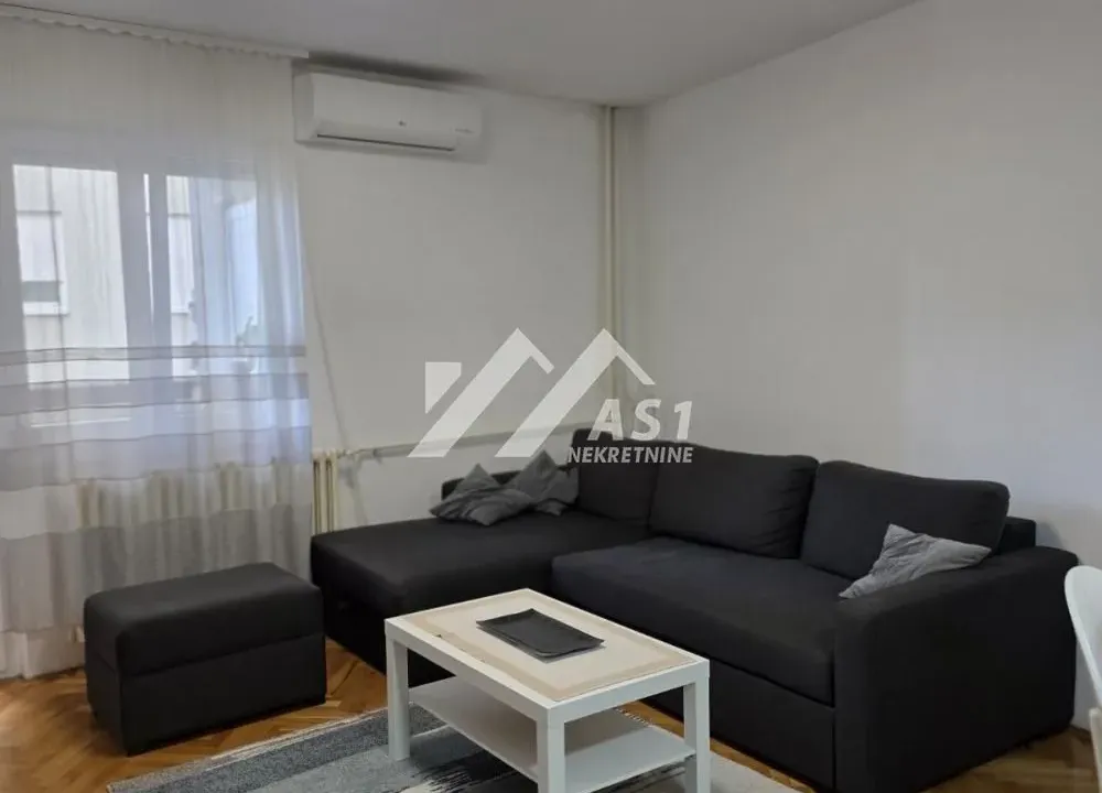 Rent, two bedroom apartment, 55m², Bulevar Oslobodjenja, Novi Sad Sve Podlokacije