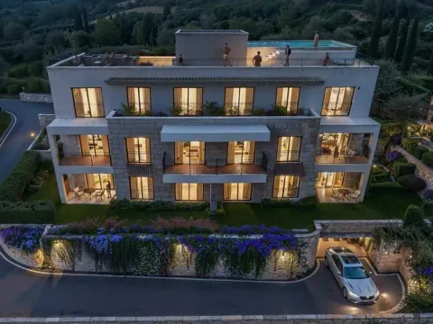 Prodaja, jednosoban stan, 58m², Dobrota, Kotor - image 2