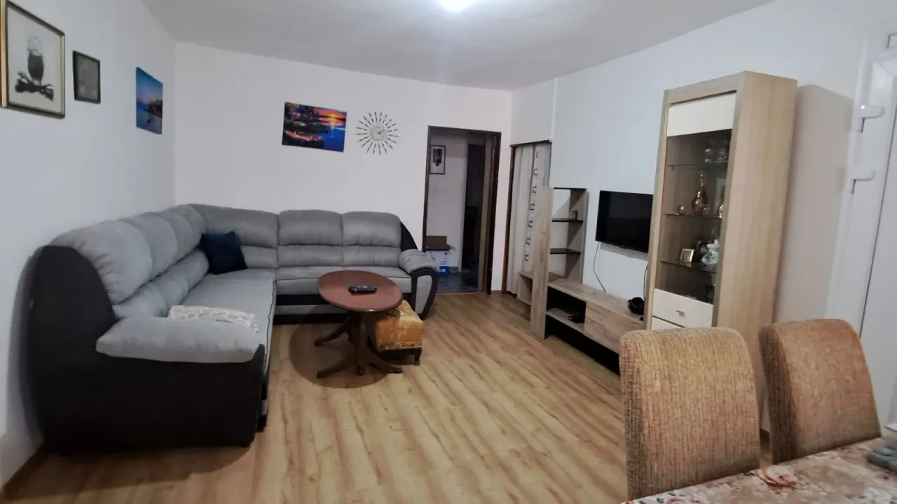 Rent, one bedroom apartment, 55m², Centar, Cetinje
