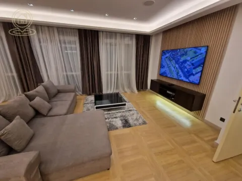 Izdavanje, četvorosoban stan, 150m², Savski Venac, Beograd - image 3