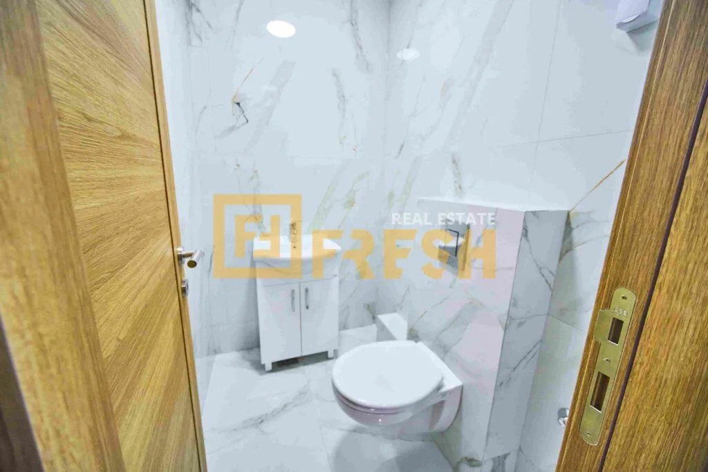 Prodaja, trosoban stan, 112m², Stari Aerodrom, Podgorica